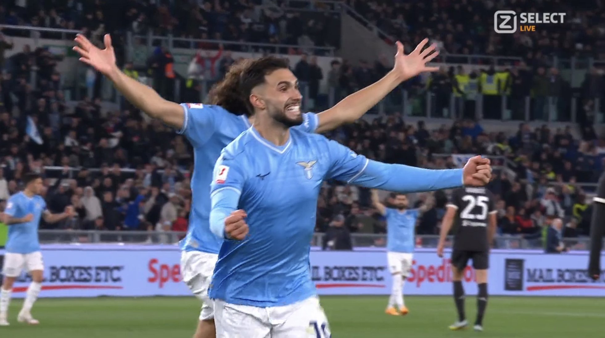 Gjithçka e barabartë në gjysmëfinalen e Kupës së Italisë  Lazio shënon golin e dytë ndaj Juventus