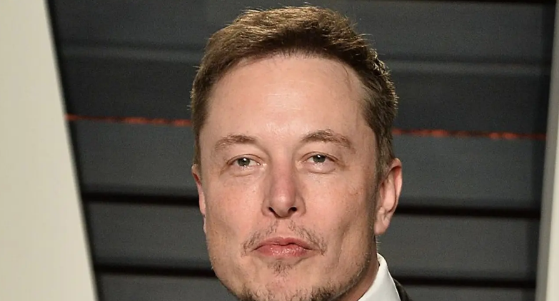 Çfarë bën Elon Musk me paratë e tij 