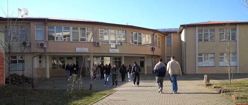 Vazhdon mësimi me orar të shkurtuar në disa shkolla në Gjilan  shkak ngrohja