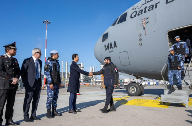 Avioni ushtarak i Katarit me 104 persona në bord përplaset me dritat e aeroportit të Milanos