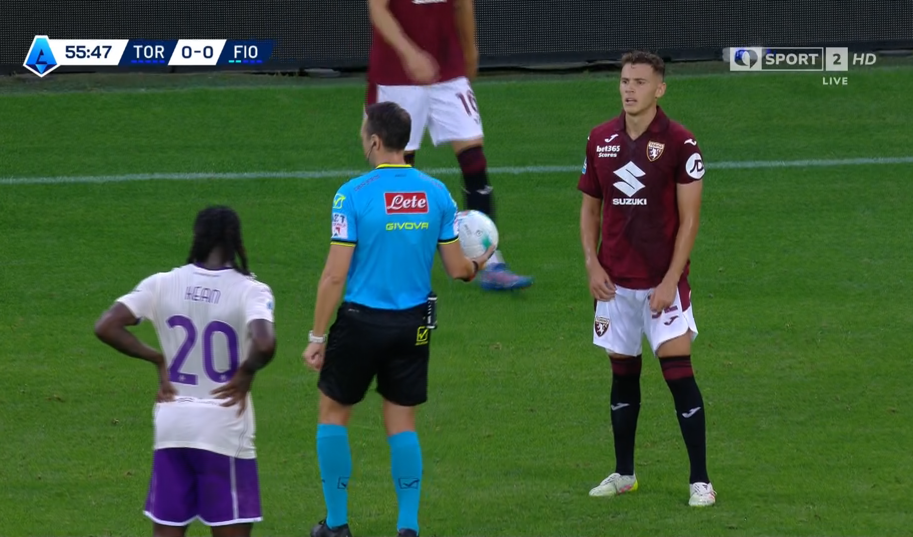 Nga Parisi në Stamboll  Kristjan Asllani mbulohet me oferta