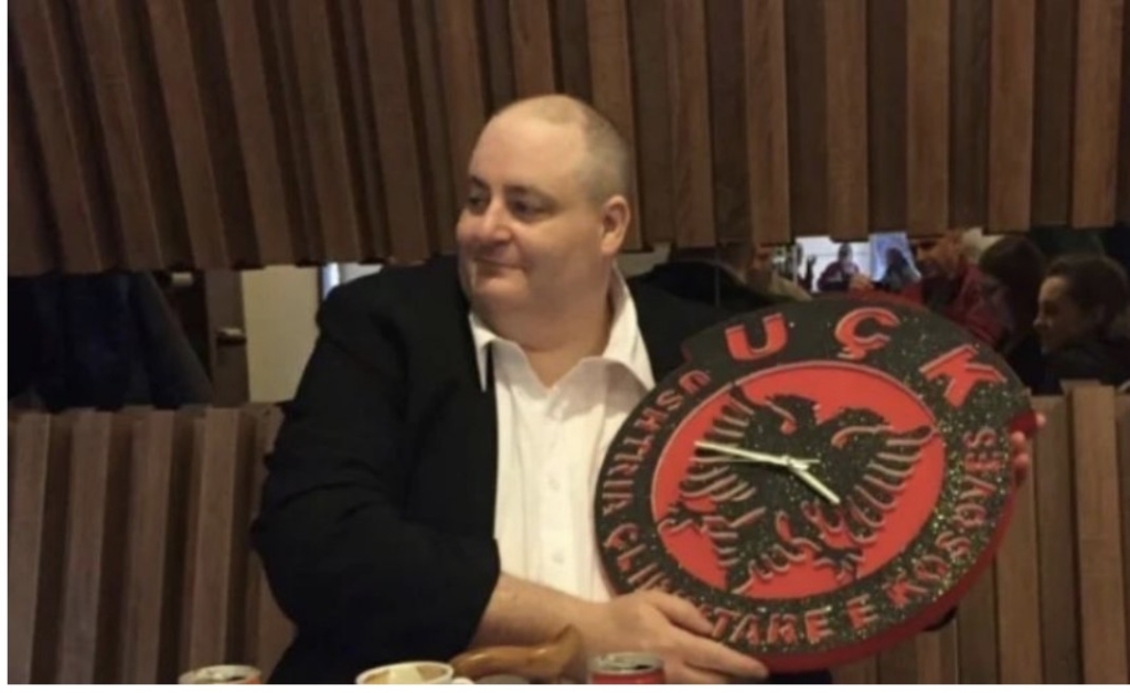 “Pastroni armët!” – Paralajmërimi tronditës i veteranit britanik për sulm të mundshëm ndaj Kosovës