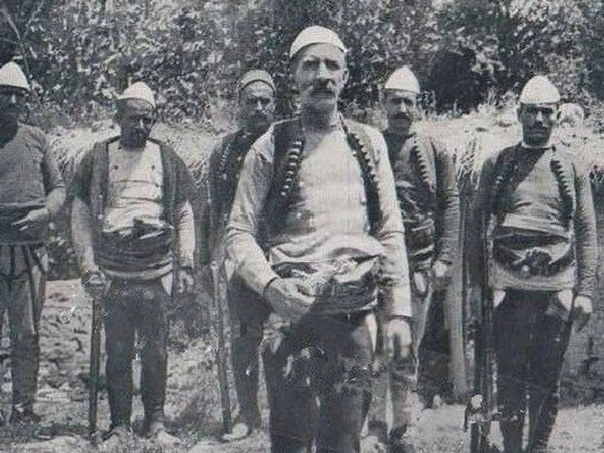 historia-e-policise-shqiptare-nga-viti-1912-si-filloi-me-dy-djem-nga-kosova-rojet-e-isa-boletinit