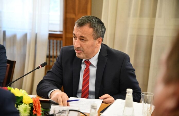 467676499_1136771118131114_7576505658611315825_n-696x464-1