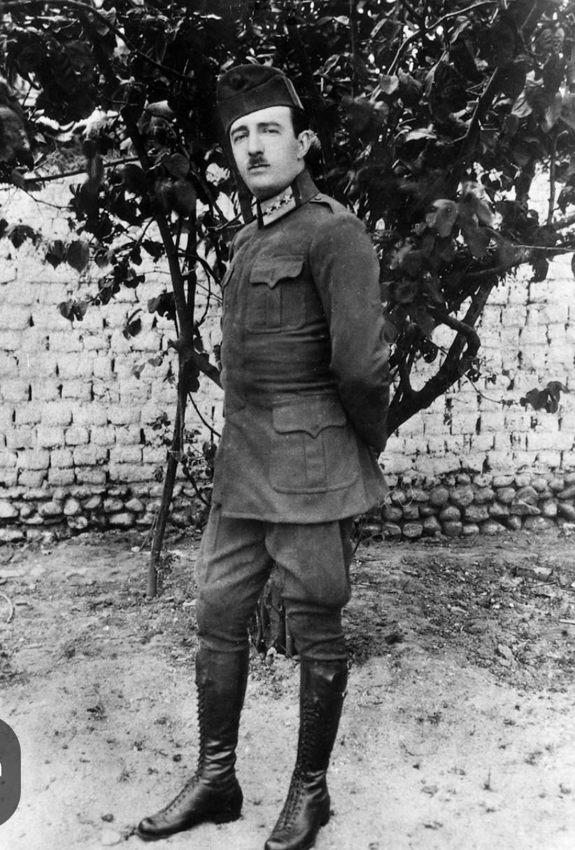 pak-kush-di-per-ahmet-zogun-keto-qe-ka-shkruar-bashkepunetori-i-tij