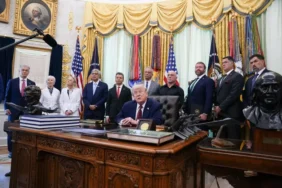 8a1642c9e4397ee6cdf636c66fc4834c