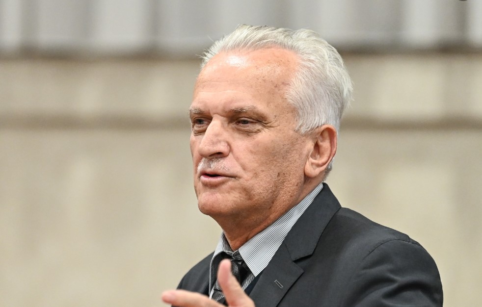 ligji-per-arsimin-e-larte-premtim-parazgjedhor-sfida-legjislative-dhe-dilemat-e-demokracise