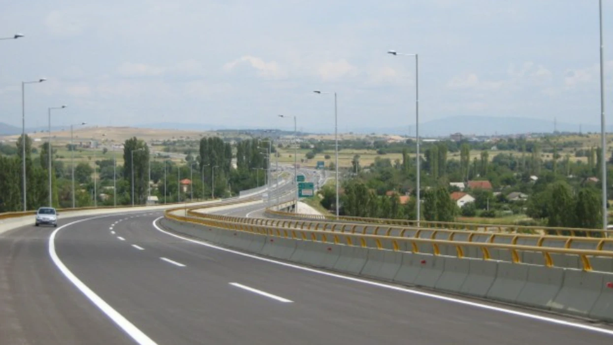 Aksident në qarkoren e Shkupit  lëndohen shtatë persona