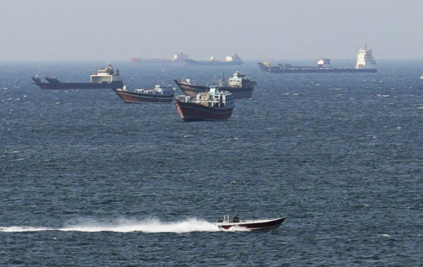 Pas deklaratave të Trump  Garda Revolucionare e Iranit paralajmëron mbyllje të plotë të Ngushticës së Hormuzit