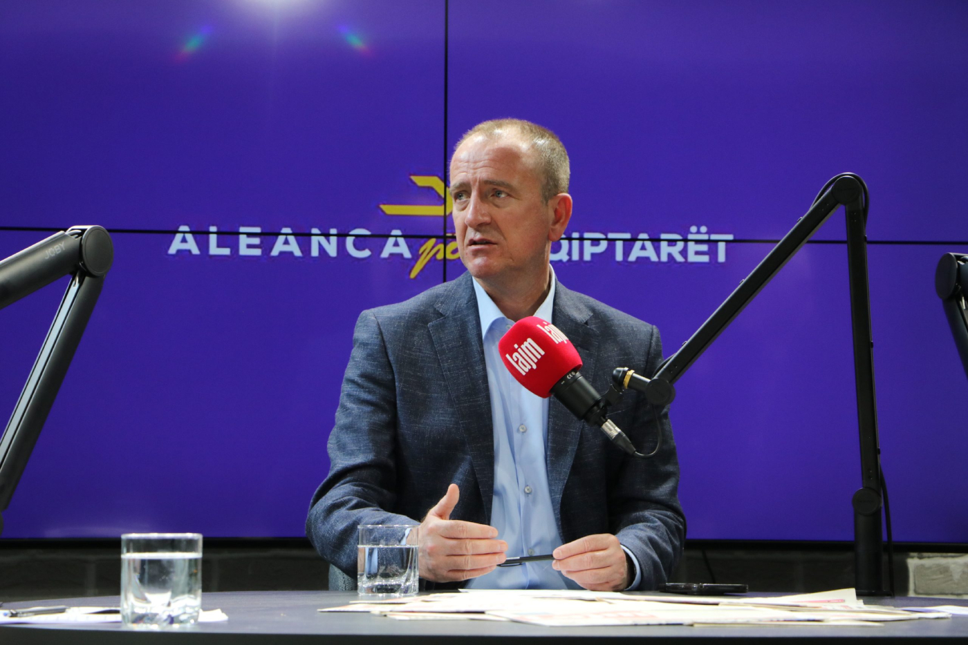 Pllaka për të rënët në Vejcë  Taravari kërkon të hiqet termi  terroristët shqiptarë 