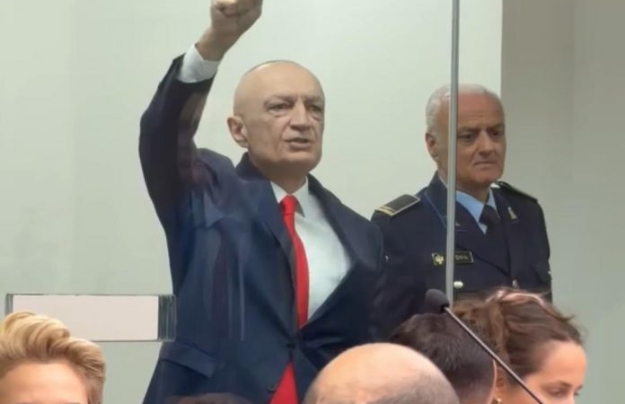 d3f5d875-90f8-412f-b873-3fc864993e42-696x538