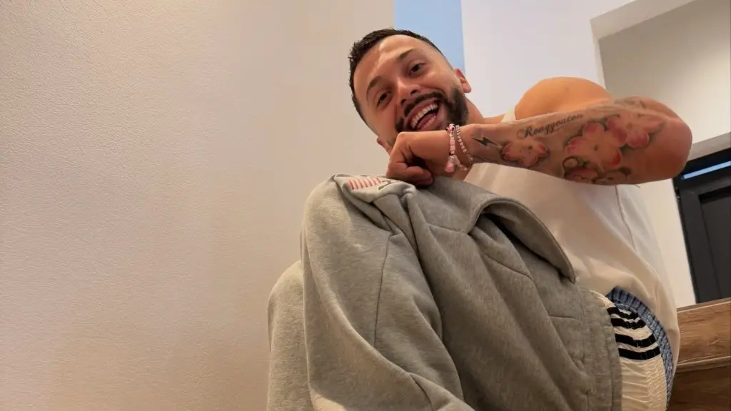 Çka fshihet pas postimit të Gjestit që bëri lëmsh rrjetin 