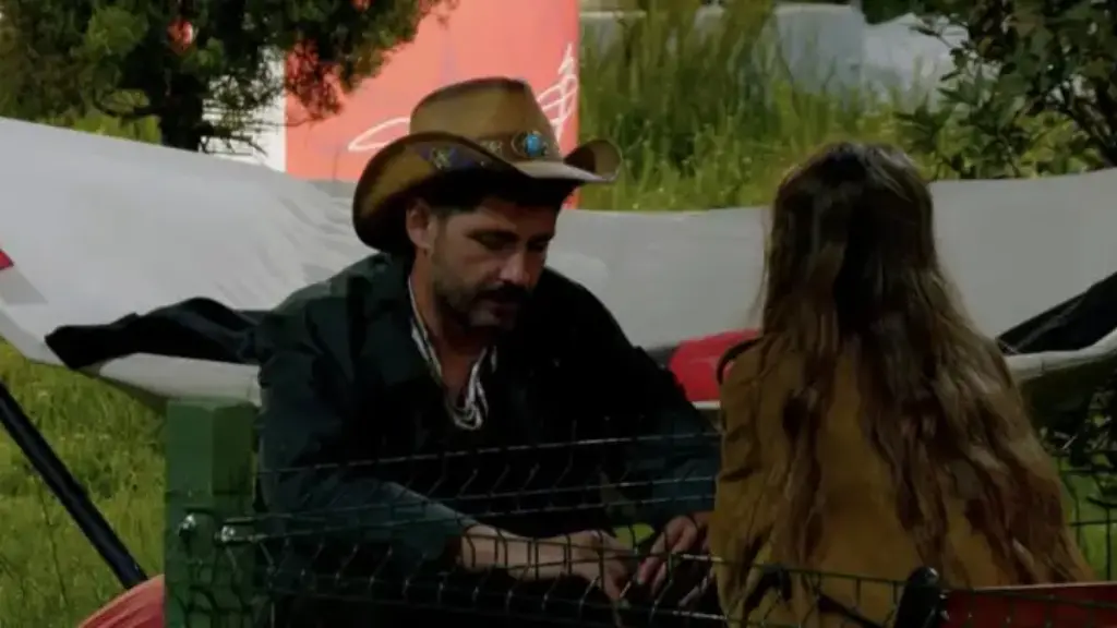 Pas puthjes pasionante  Indri merr vendimin e papritur ndaj Vaneses