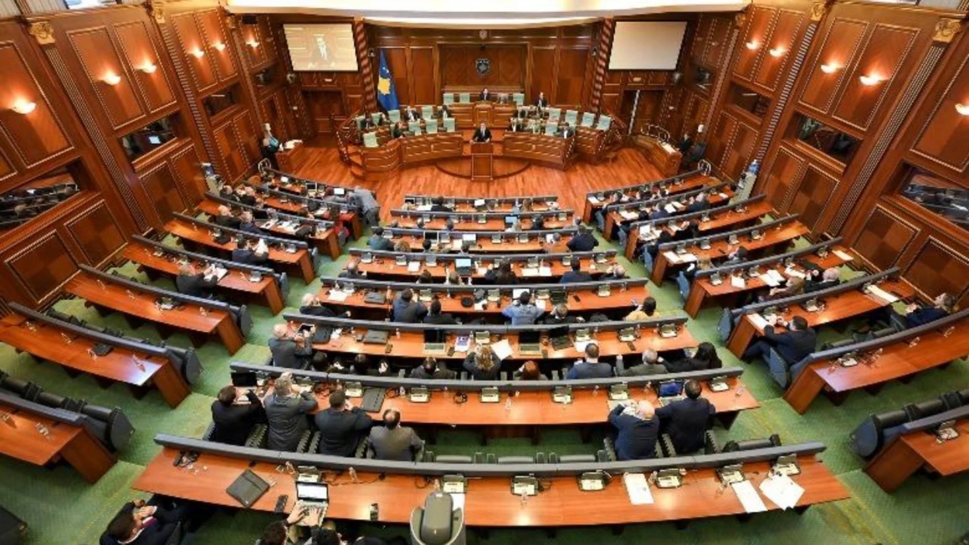Shtyhet në orën 19 00 seanca për presidentin në Kosovë 