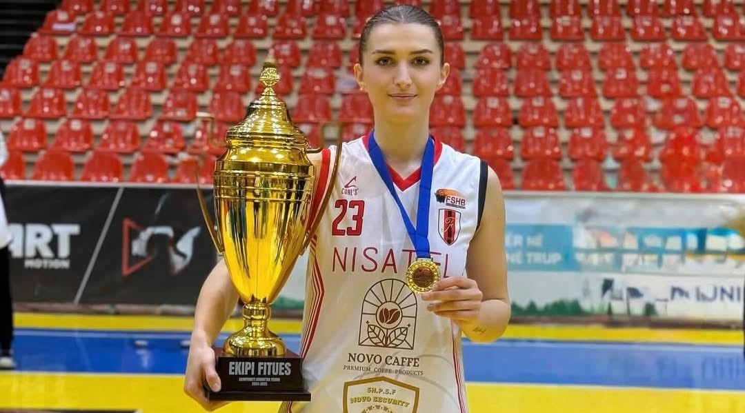 e-fundit-basketbollistja-shkodrane-bernada-rreshpja-shpallet-per-te-dytin-vit-rradhazi-kampione-e-shqiperise-me-flamurtarin