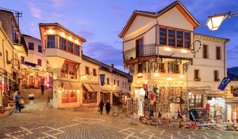 Gjirokaster-at-sunset-Albania-5457340