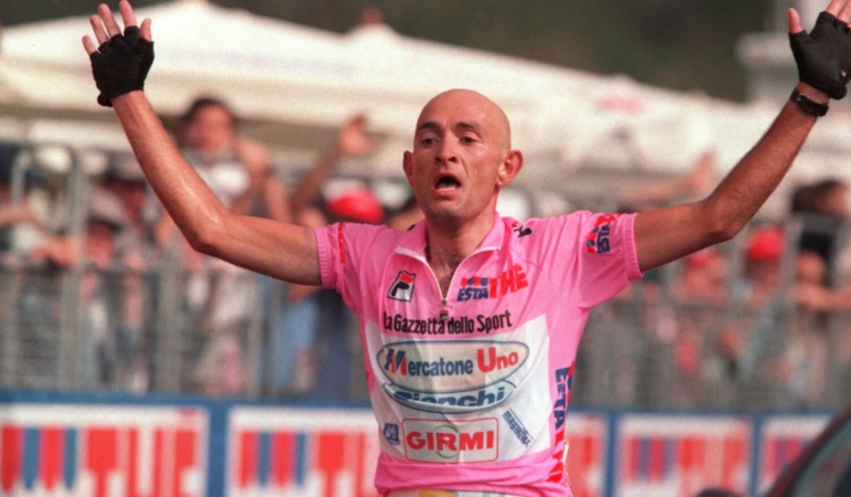 Marco_Pantani_-_Giro_dItalia_1998-06-04_Plan_di_Montecampione_hd.jpg