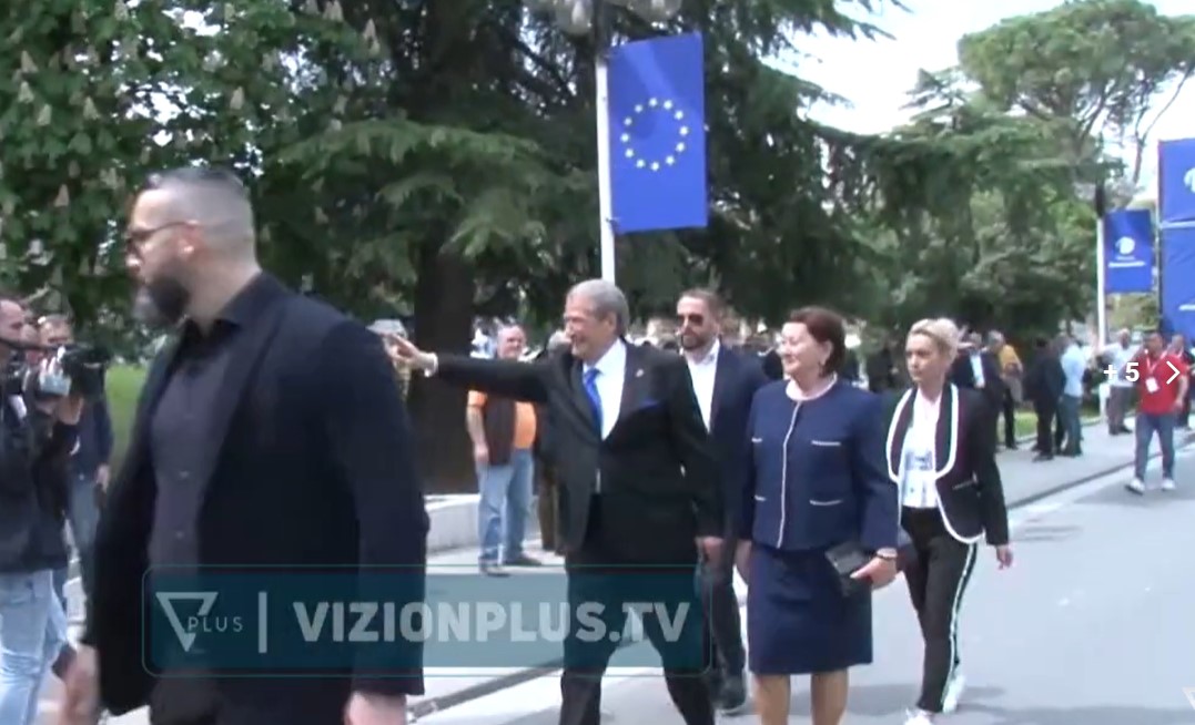 Demokratët votojnë për Berishën  vetëm një emër në fletën e votimit  PD i konsideron zgjedhjet referendum