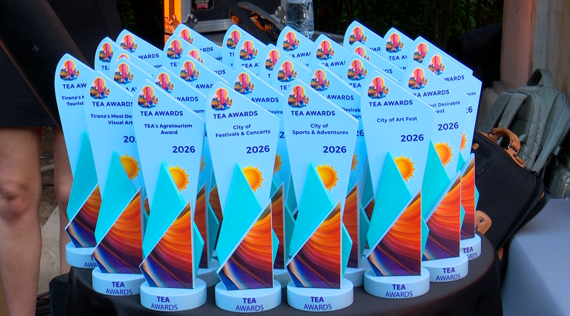 ceremonia-tea-awards-2026-vleresohen-bashkite-dhe-subjektet-qe-kane-kontribuuar-me-shume-per-turizmin