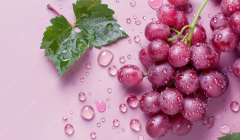 grapes-for-skincare-1762938433107_hd_sd.jpg