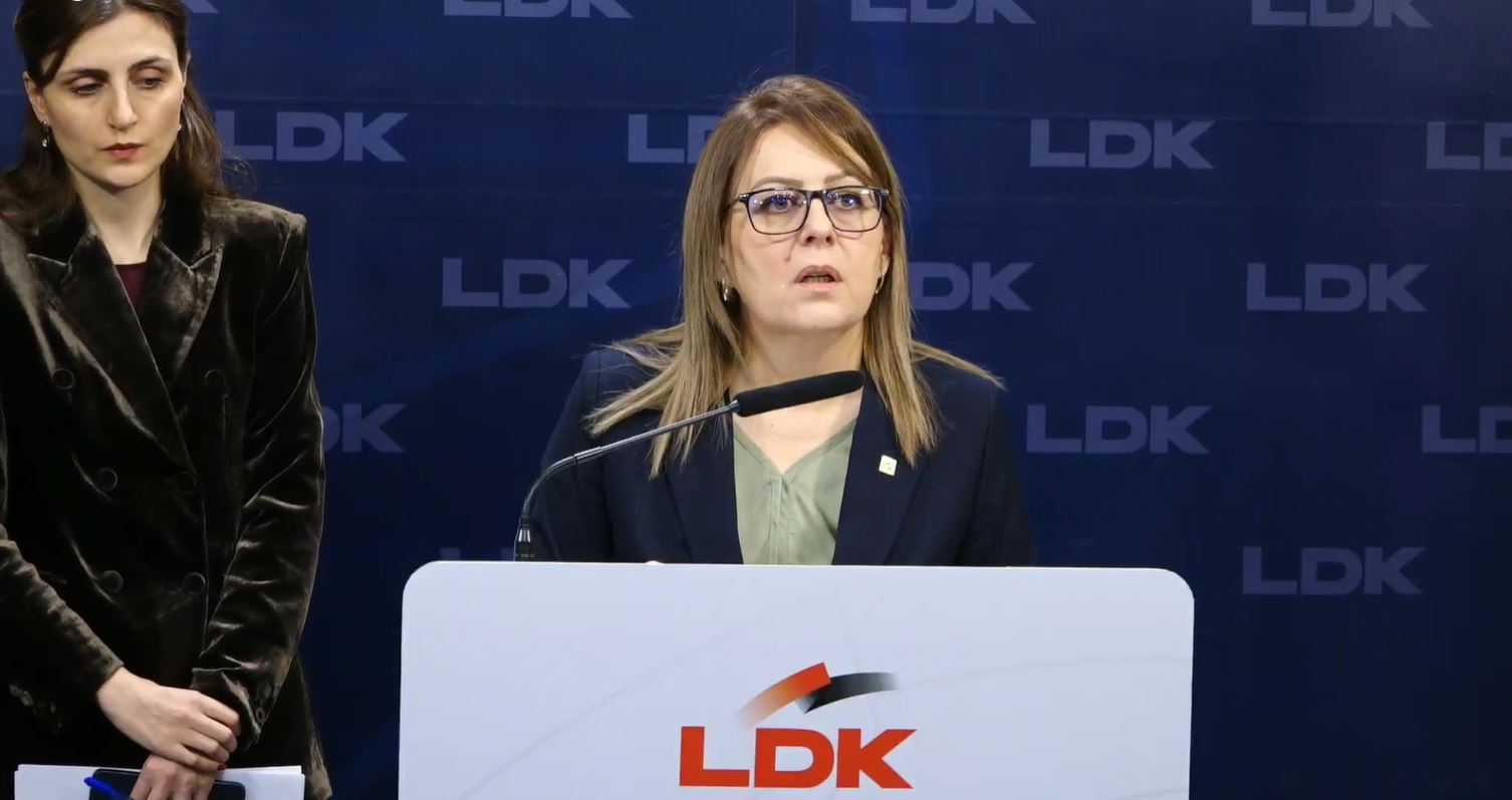 bajrami-qeveria-po-perdor-100-eurot-per-blerje-votash