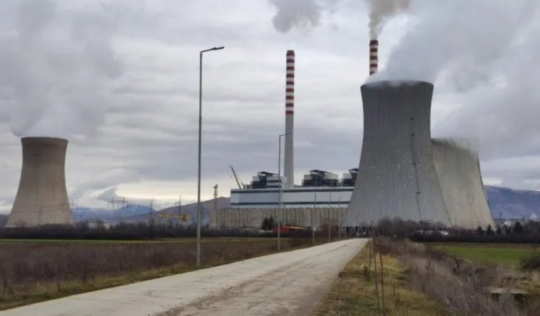 Rënie e prodhimit të energjisë elektrike te termocentralet e RMV-së, rritje te hidrocentralet dhe turbinat e erës