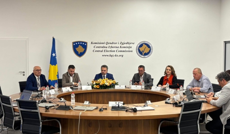 KQZ shpall rezultatet preliminare: Vetëvendosje e para, PDK e dyta, LDK e treta