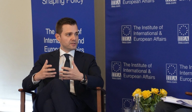 Mucunski: Zgjerimi i BE-së duhet të mbetet një proces i bazuar në merita dhe kritere të qarta