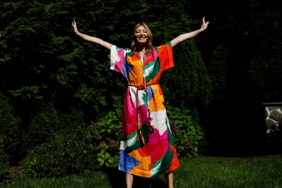 AoJ_coloredclothes4-1_hd.jpg