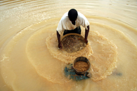Minatoret-vazhdojne-te-germojne-ndersa-diamantet-laboratorik-ndryshojne-tregunnn.jpg