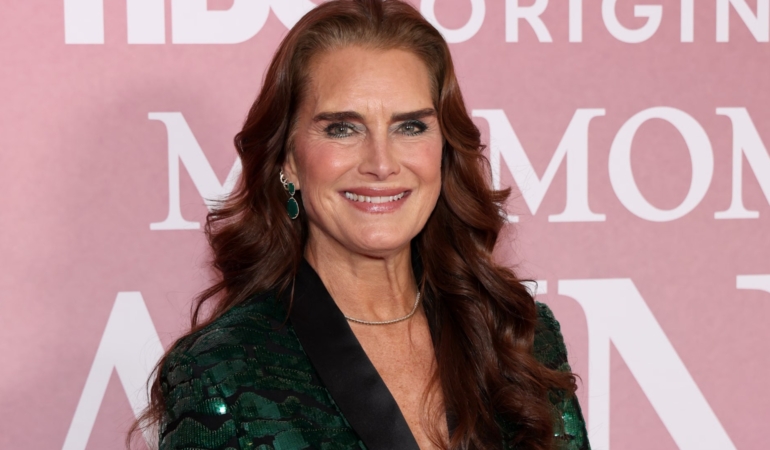 brooke-shields-husband-chris-henchy-rare-update-instagram-68790dce6092d_hd.jpg