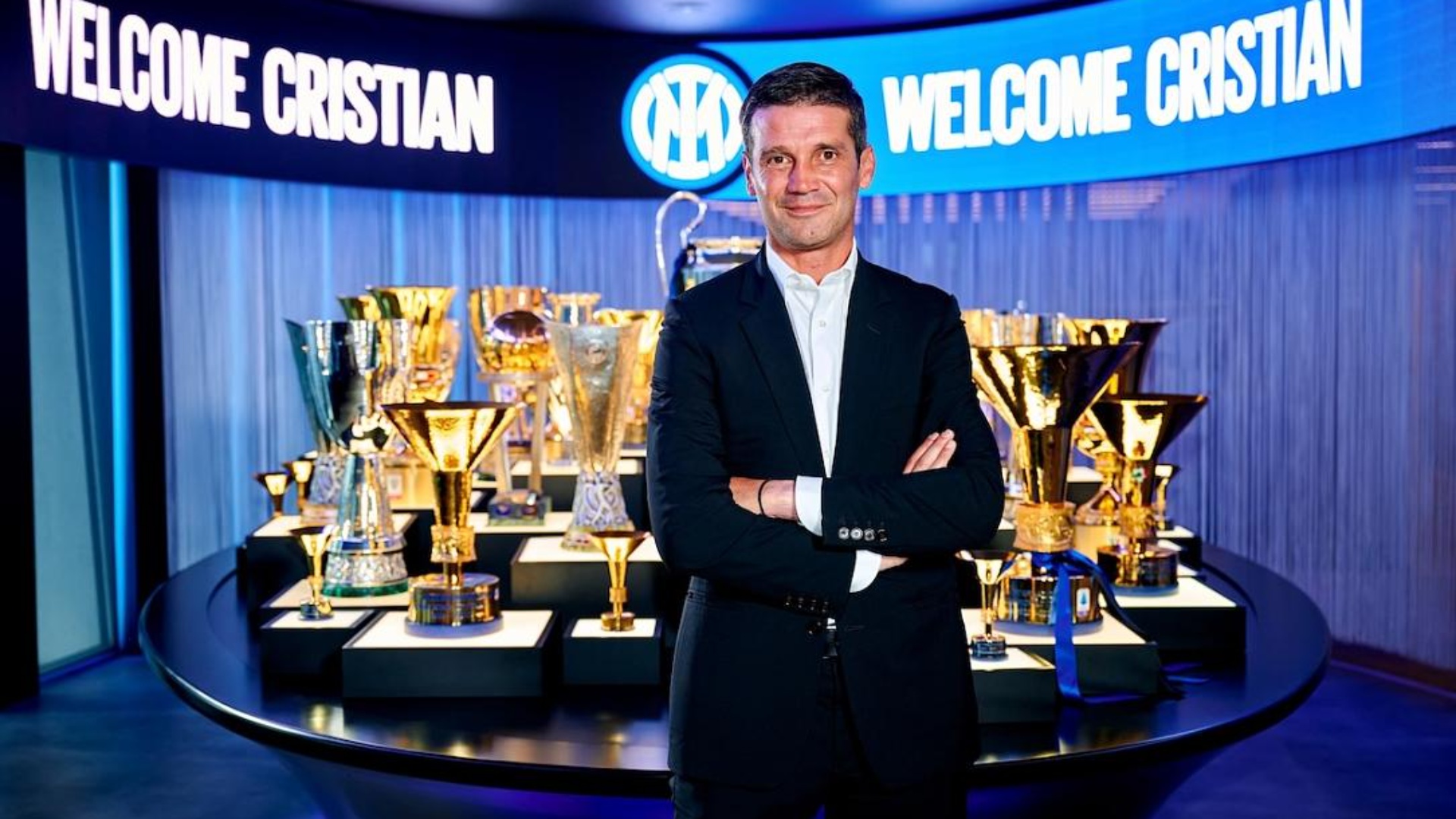 zyrtare-christian-chivu-nenshkruan-kontraten-e-re-me-interin-deri-ne-2028