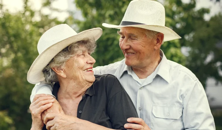 early-compatibility-couples-married-matter.webp