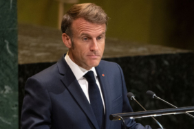 macron_arthrou.jpg