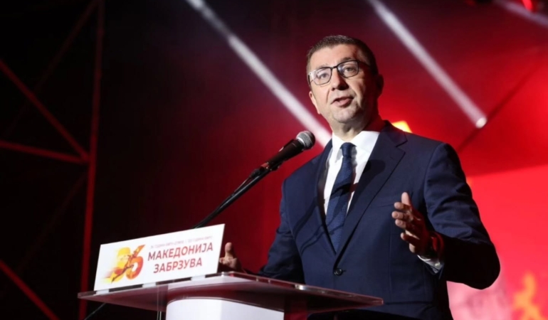 Mickoski: Ka funksionarë që karrigia u është bërë më e afërt se populli!