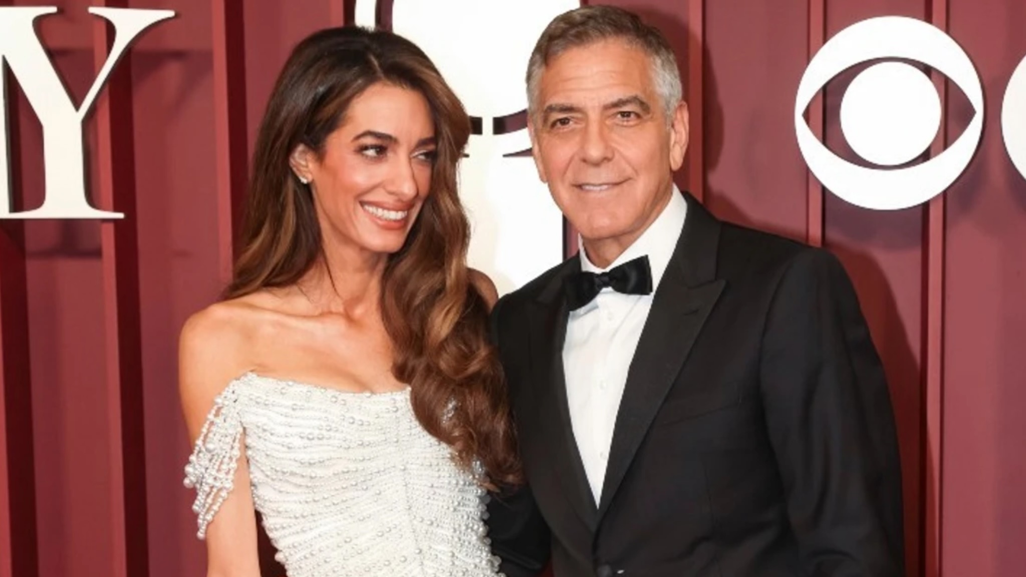 amal-clooney-flet-hapur-per-jeten-me-george-clooney-gjithcka-ndryshoi-pas-marteses-dhe