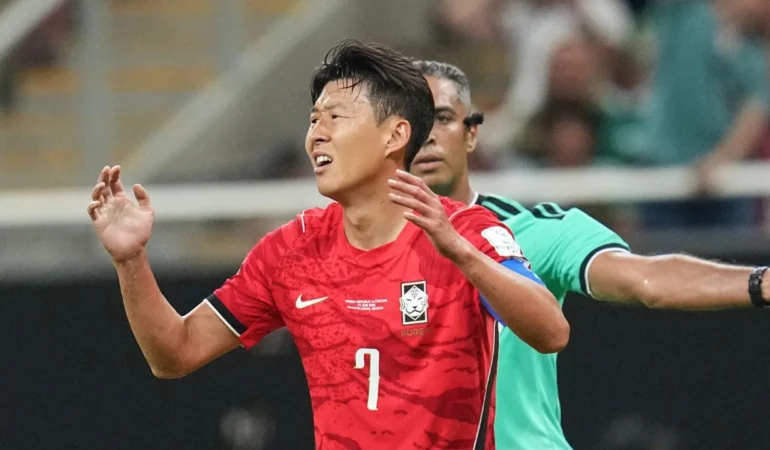 “Nuk ke mbaruar ushtrinë”/ Koreja e Jugut ‘dënon’ gazetarët pasi u tallën me sulmuesin Son Heung-min