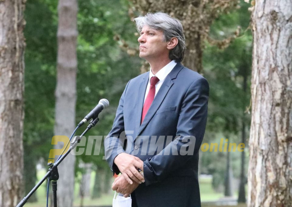 sela-renames-his-party-albanian-league