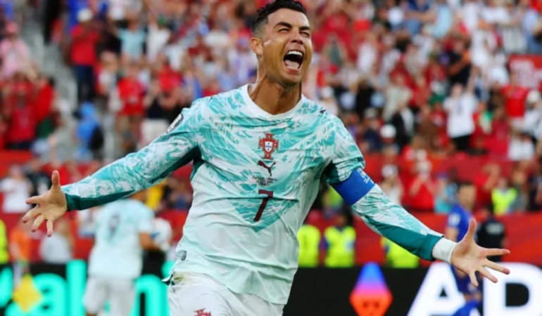 2026-07-03T003938Z_1001276411_UP1EM7301NITQ_RTRMADP_3_SOCCER-WORLDCUP-POR-CRO-1783039746_hd.jpg