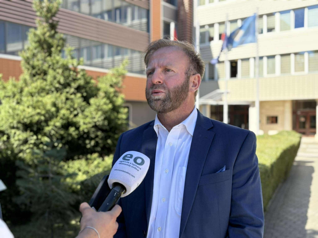 Përplasja Krasniqi-Rama, Abazi pyet Kurtin: Kush ka qenë vrasës i nënës shtatzënë në oborrin e QKUK