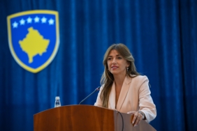U.D.-Presidentja-Haxhiu-Republika-e-sotme-e-nderon-2-korrikun-kur-e-mbron-sovranitetin-e-saj-ne-cdo.jpeg
