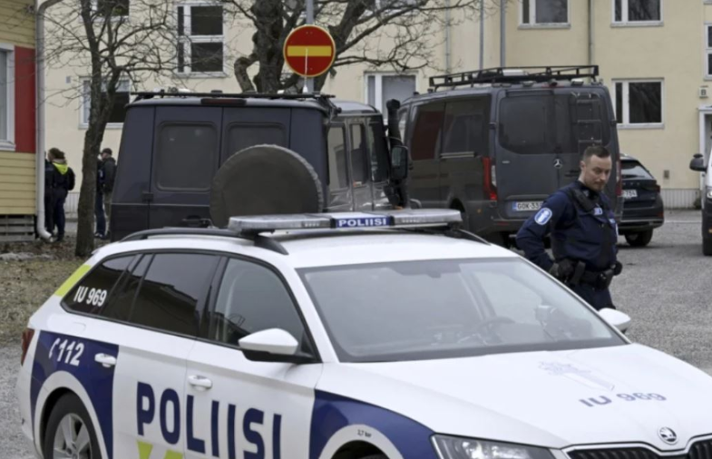 e-rende-ne-finlande-ciklisti-sulmon-me-thike-nje-emigrant-dyshohet-se-eshte-autori-i-disa-atentateve-gjate-nje-viti