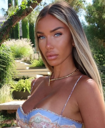 adelina-tahiri-1.jpg
