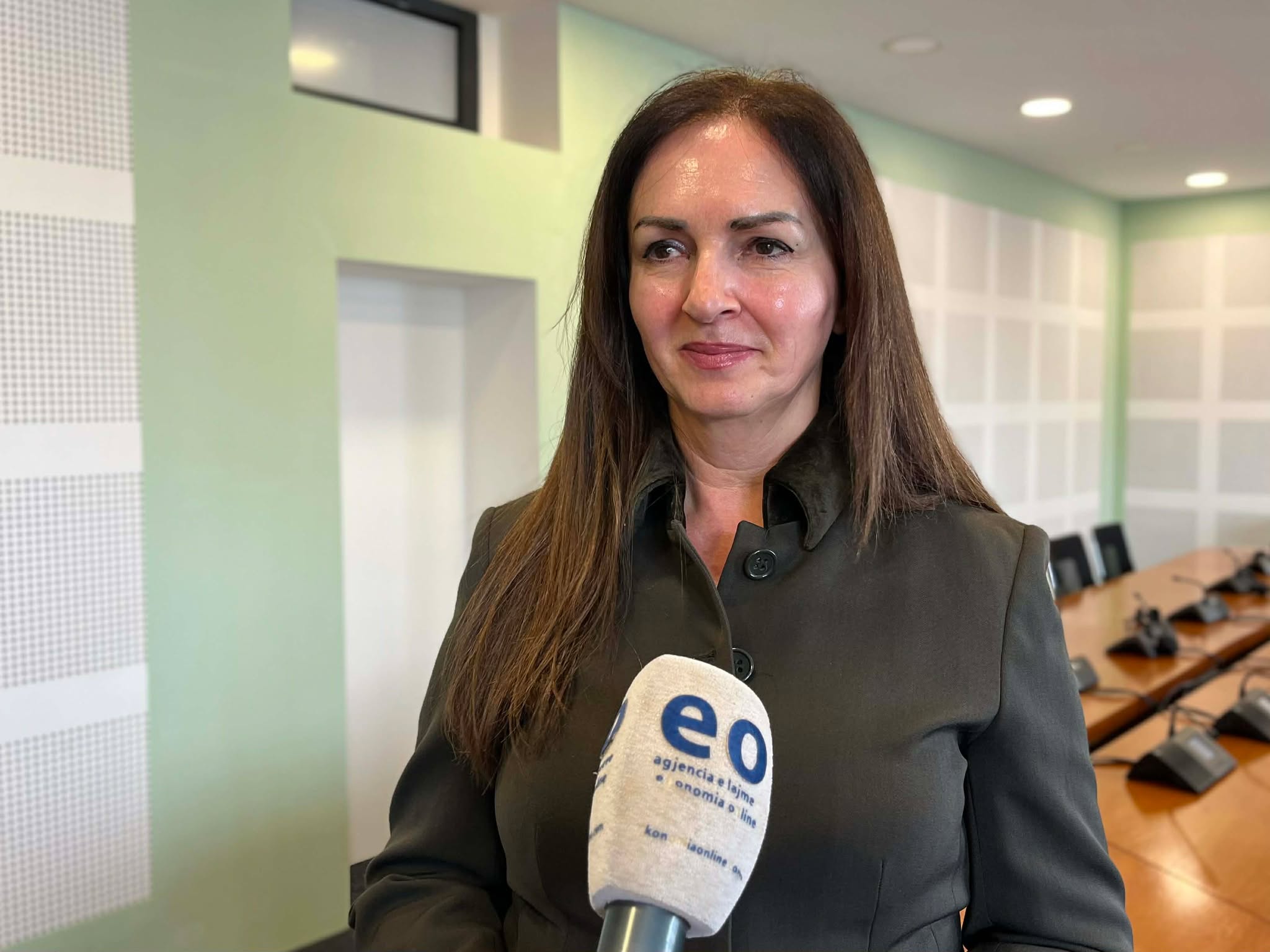 Nagavci thotë se ka  klane  në LDK që bashkëpunojnë me PDK në  Ndërprerja e bisedimeve nuk është lajm i mirë për vendin   Ekonomia Online