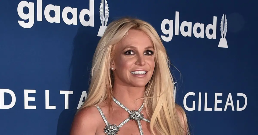 Britney Spears zbulon vuajtjet e viteve të kontrollit: Një histori lirie e vonuar
