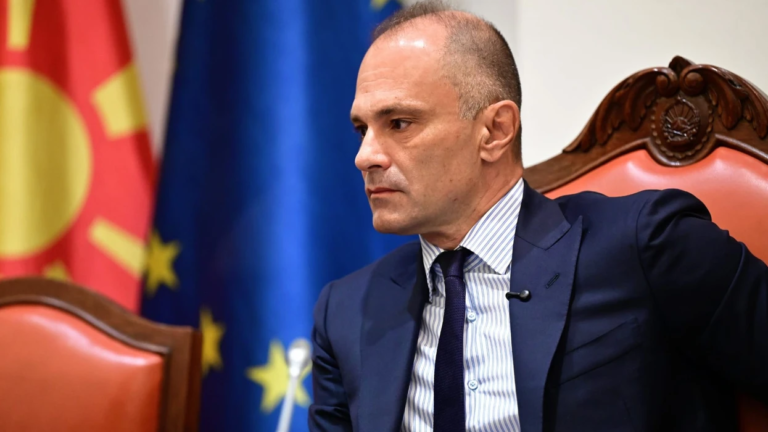 Filipçe: Bllokimi i qëllimshëm i rrugës evropiane të vendit është një llojë grusht shteti