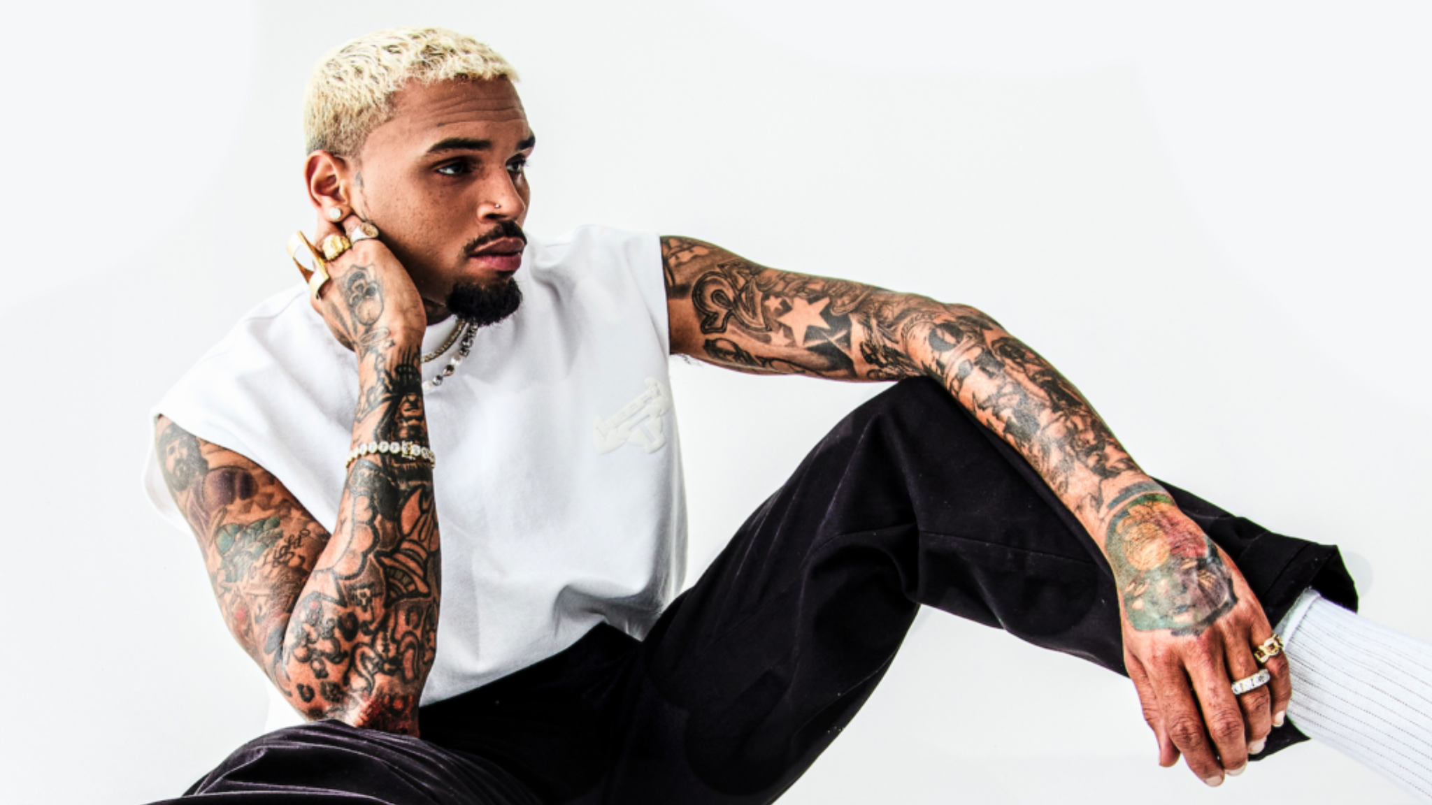 chris-brown-denohet-pas-sulmit-brutal-te-qenit-ndaj-ish-punonjeses-se-tij-sa-duhet-te-paguaje