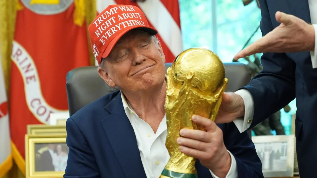 Trump kërkon të ndikojë edhe në Botërorin 2030  shtyn që finalja e madhe të mos luhet në Spanjë