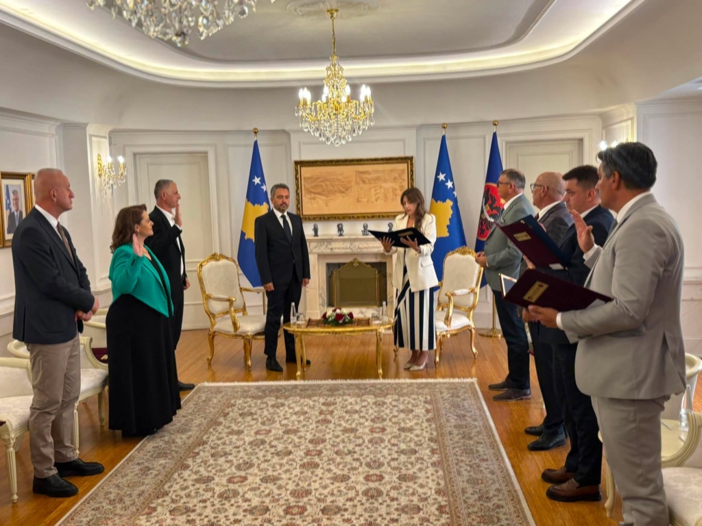 Anëtarët e rinj të KQZ-së betohen para ushtrueses së detyrës së Presidentes