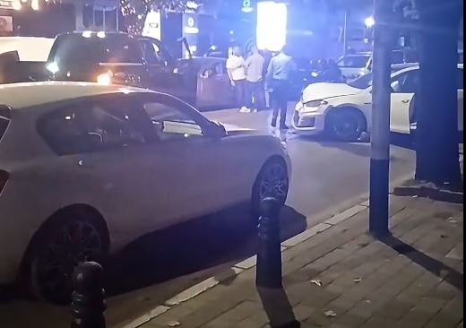 Aksidentohen disa vetura te ”Qafa” në Prishtinë